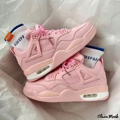 Olivia Mark - Pink Casual Sports Shoes for Older Children, Stylish Leather-look Running Shoes Обувь Air Jordan, Cute Casual Shoes, Pretty Sneakers, Preppy Shoes, Dr Shoes, Pretty Shoes Sneakers, Jordan Shoes Retro, All Nike Shoes, Shoes Outfit Fashion