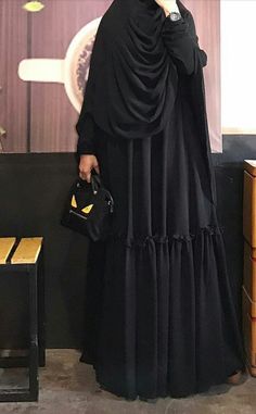 Gamis akhwat Pardha Model Black, Abayas Black, Modest Abaya, Tailored Dresses, Modest Fashion Hijab, Hijabi Fashion Casual