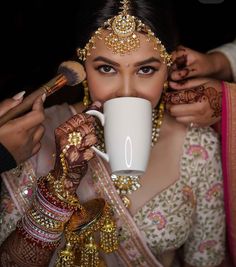 Tasteful Wedding, But Coffee First, Indian Bride Poses, Indian Bride Makeup, Indian Wedding Poses, Destination Wedding Decor, Bridal Makeup Images, Coffee First, Bridal Photography Poses