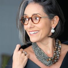 Grey Hair Over 50, Glasses Inspiration, Altered Art Jewelry, Artsy Jewelry, Neck Pieces Jewelry, Trousers Women Wide Leg, Parisian Chic Style, Fashion Eye Glasses, Hairstyles Over 50