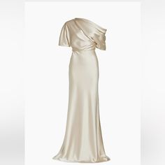 Great Condition! Beautiful Color! Size - 6 Or Medium Kendall Jenner White Dress, Robes Glamour, Draped Bodice, Column Skirt, Minimal Look, One Shoulder Gown, Lipstick Red, Column Gown, Satin Gown