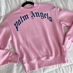 Pink Girls Palm Angels Crew Neck In Size 10 Fits Womens Xxs Worn Twice Palm Angels, Pink Girl, Kids Shirts, Shirts Tops, Size 10, Sweatshirts Hoodie, Crew Neck, Pink, Blue