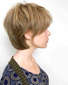 Short Hairstyles Party, Bixby Haircut, Hairstyles Party, Textured Pixie, Haircut Tip, Bob Haircut Ideas, Pixie Bob Haircut, 2023 Hair, Chin Length