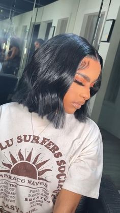 Weave Bob Hairstyles, Black Bob Hairstyles, Messy Bob Hairstyles, Dope Hairstyles, Short Bob Wigs, Looks Black, Front Lace Wigs Human Hair