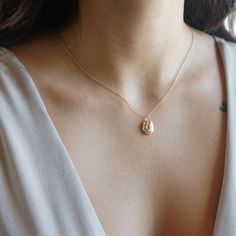 Tiny Locket Necklace, Dainty Vintage Necklace, Delicate Locket Pendant Necklace, Dainty Oval Pendant Locket Necklace With Adjustable Chain, Dainty Oval Locket Necklace With Adjustable Chain, Elegant Oval Pendant Drop Necklace For Gift, Pendant Locket Necklace As Gift For Her, Elegant Round Pendant Locket Necklace As Gift For Her, Elegant Oval Locket Necklace With Adjustable Chain