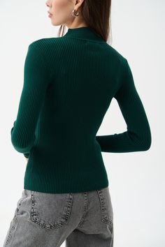 A timeless classic that suits everyone—this ribbed turtleneck with a mock neck is a versatile wardrobe staple. The soft ribbed knit provides warmth and comfort even in cold weather, while beautifully accentuating the silhouette. The mock neck and extended sleeves add a cozy and stylish touch to any outfit. For busy days, pair it with jeans or tailored pieces in neutral shades like black, white, beige, or gray. For special occasions, try combining this turtleneck with a satin skirt—we guarantee y Fall Turtleneck With Ribbed Neckline, Ribbed Collar Turtleneck For Fall, Stretch Ribbed Turtleneck For Layering, Turtleneck Sweater With Ribbed Collar, Fall Turtleneck With Ribbed Funnel Neck, Fall Turtleneck With Funnel Neck And Ribbed Neckline, Classic Stretch Sweater With Ribbed Neckline, Turtleneck Sweater With Ribbed Neckline For Layering, Layering Turtleneck Sweater With Ribbed Neckline