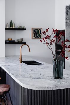 Marble on timber batten benchtop | Tour this beautiful modern art deco home: Wattle Valley Road Timber Benchtop Kitchen, Timber Benchtop, Modern Art Deco Home, Stone Kitchen Island, Natural Stone Kitchen, Art Deco Kitchen, Timber Battens, Reeded Glass