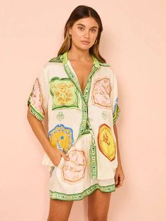 Discover the perfect blend of style and comfort with our 2024 Holiday Casual Printed Women's 2-Piece Set. Ideal for your summer beach adventures, this set includes a short-sleeve shirt blouse top and loose shorts for a relaxed fit. Shop now for an effortless summer style! Summer Beach Outfit, Shirt Blouses Tops, Loose Shorts, Short Suit, Seasonal Fashion, Chic Dress, Holiday Fashion, Summer Beach, Trendy Fashion Women