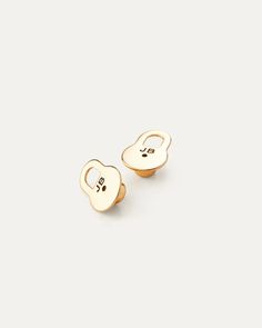 The Instant Lift Earring Backs were designed to lift up droopy earlobes. Use these universal earring backs with your fave hoops, studs or drop earrings. Jb Logo, Logo Face, Instant Lifts, Heavy Earrings, Jenny Bird, Earring Post, Virtual Fashion, Bag Icon, Puffy Heart