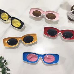 Colorful sunglasses Square Sunglasses Women Fashion, Retro Sunglasses Women, Sunglasses Women Vintage, Classic Sunglasses, Trendy Sunglasses, Vintage Eyewear, Rectangular Sunglasses, Rectangle Sunglasses, Vintage Glasses