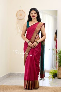 Saree Color Combinations, Handloom Cotton Saree, Indian Dresses For Women, Cotton Saree Blouse Designs, New Saree Designs, Modern Saree