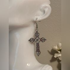 Silver Cross Earrings Large Cross Earrings Dangle Gothic Religious Vintage Gothic Cross Earrings Antique Silver Earrings Unisex Women Men Brand New New Handmade Silver Cross Earrings *Silver Cross Dangle Earrings *Measure 7cm X 4cm *Lightweight *Silver Plated Cross Charms *Ships Within 24 Hours Of Purchase Monday-Saturday. * If You Are Interested In More Than One Item From My Store Pleased Message Me To Make A Bundle For You With Combined Shipping. #Cross#Silver#Earrings#Goth#Punk Large Silver Cross Earrings, Gothic Cross Earrings, Goth Christmas Gifts, Purple Metal Chandelier Earrings As Gift, Purple Metal Chandelier Earrings For Gifts, Goth Cross, Silver Cross Earrings, Earrings Goth, Antique Silver Earrings