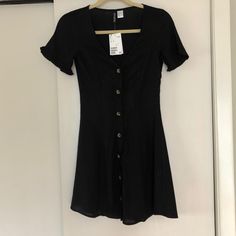 Bnwt H&M Dress! Ruffle Sleeves, Button Up Front, Mini Dress With V-Neck Neckline Not Lined, Perfect For A Hot Summer Day Very Cute But Too Small For Me Green Fitted Dress, Blue Gingham Dress, Little Black Cocktail Dress, Brown Leather Dress, Blazer Mini Dress, Dress With Buttons, Black Short Sleeve Dress, Ribbed Mini Dress, Lace Overlay Dress