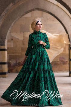 Green Diamond Chiffon Dress - Muslima Wear Abaya Ideas, Bella Dresses, Muslim Evening Dresses, Hijab Collection, Fashion Design Collection, Dress Muslim, Versace Dress, Chiffon Collection, Muslim Fashion Outfits