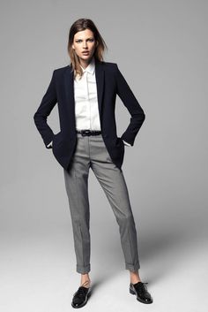 Waistcoat Woman, Business Casual Shoes, Grey Dress Pants, Business Outfit, White Shirt Dress