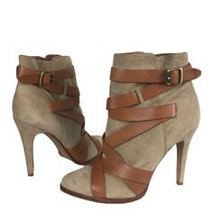 Sam Edelman Women Beach Suede Leather Heeled Bootie Size 10m Shoes Has Never Been Worn Summer Leather Boots With Buckle Closure, Chic Summer Boots With Buckle Closure, Leather Boots With Buckle Closure For Summer, Chic Ankle Strap Beige Boots, Chic Beige Ankle Strap Boots, Summer Suede High Heel Boots, High Heel Suede Boots For Summer, Suede High Heel Boots For Summer, Beige Heels With Heel Strap For Fall