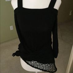 Deep Black Cold Shoulder Top, 3/4 Length Sleeves, Lace Hemline (I’ve Knotted) Trendy And Stylish, Day To Night Square Neckline With 2” Straps Nwt Stretch Tops With 3/4 Sleeve For Party, Stretch 3/4 Sleeve Tops For Party, Spring 3/4 Sleeve Top For Night Out, Spring Tops For Night Out With 3/4 Sleeves, Fitted Blouse With 3/4 Sleeves For Night Out, Evening Tops With 3/4 Sleeves For Fall, Fall Evening Tops With 3/4 Sleeves, Black 3/4 Sleeve Tops For Evening, Black 3/4 Sleeve Party Top