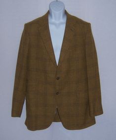 "Vintage Samuelsohn Highland tweed tattersall or window pane plaid pattern wool sport coat or field/shooting jacket coat. Good pre-owned condition. No holes, stains, rips, tears, piling, snags, etc. Men's size 40 Regular or LARGE. Measurements: chest-44\", waist-38\", length-31\", sleeve length-26\", shoulders-18\". Two button front cut. 100% wool. Made in Scotland." Vintage Wool Plaid Tweed Jacket, Vintage Plaid Wool Tweed Jacket, Single-breasted Plaid Tweed Outerwear, Vintage Single-breasted Tweed Outerwear, Vintage Single-breasted Plaid Sport Coat, Dirndl Skirt, Hunting Jackets, Cardigan Sweater Jacket, Silk Jacket