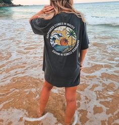 Happiness Comes in Waves Tee Summer Graphic Tee - Etsy Happiness Comes In Waves, Oversized T Shirt Dress, Boho Tees, Summer Graphic Tee, The Only Exception, Cruise Shirt, T Shirt Oversize, Beach T Shirts, Dye Shirt