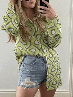 ⚡️Free Shipping 2022 Long Sleeve Printed Blouse Green M under $17.00 in Shirts at AnotherChill.com Online. Style: Casual, Street. Color: Green. Fabric Content: Polyester, Spandex. Fit Type: Loose fit. Neckline: Turndown Collar. Sleeve Length: Long Sleeve. Design: Front Button Fastening, Allover Print Detail, Longline Fit. ✓2022 SUMMER OUTFITS. Check reviews and buy Long Sleeve Printed Blouse today. Long Shirt Women, Long Pants Casual, Zara Outfit, Wear Crop Top, White Sneakers Women, Long Sleeves Coats, Green Blouse, Crop Blouse, Long Sleeve Crop