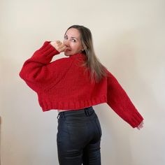 Lipstick Red what can get better than this? Chunky Oversized crop sweater. Handknitted. Really cozy goes well with dresses, shorts or jeans. Absolutely favorited!  20% merino wool (really soft, not itchy) 80% premium Acrylic Size S-L length 15in/38cm width 28in/72cm Machine washable/ lay flat to dry Oversized Cropped Sweater, Cropped Pullover, Womens Sweaters, Lipstick Red, Crop Sweater, Cropped Sweater, Lay Flat, Sweater Outfits, Merino Wool