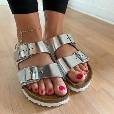 —@celina_.cln - Gestern kam mein Zalandopaket an😍 #zalando #zalandosales zalando #birkenstocks #birkis birkenstock #silver #schickbutcasual #summershoes2020 #fashioninspo #lovethem #newnewnew #summersale2020 #styledayfriday #girlstyle #detailaccessories #fußkettchen thomassabo Silver Slides With Removable Insole, Silver Footbed Sandals With Removable Insole And Round Toe, Silver Round Toe Slides For Spring, Silver Leather Slides With Cushioned Footbed, Spring Silver Slides With Round Toe, Silver Cushioned Slip-on Sandals, Silver Slides With Leather Footbed For Summer, Silver Slides With Leather Footbed, Silver Slip-on Sandals With Leather Footbed