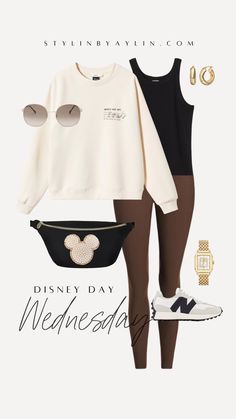 Adult Disney Outfits For Women, Disney Outfits Women Winter, Disneyworld Outfit Women, Disney Outfits Winter, Disney Winter Outfits, Outfits For Disney, Disneyworld Outfits, Disney Family Outfits, Disney Park Outfit