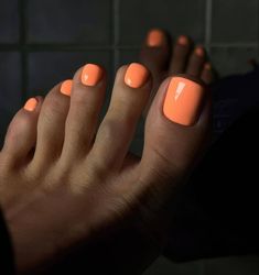 Pedicure Essentials, Orange Pedicure, Orange Toe Nails, Pedicure Gel, Fake Toenails, Acrylic Toes