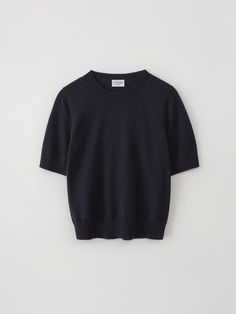 Composition : 100% cashmereColor : NavyCountry of Origin : Mongolia Mongolia, Short Sleeved Sweaters, Knitwear, Cashmere, Outfit Ideas, The 100, Composition, Navy, The Originals