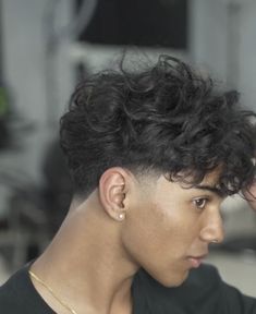 Middle Wavy Haircut, Curly Wavy Haircut Men, Middle Part Fade Hairstyles Men, Taper Fade Wavy Hair Men, Low Taper Haircut Curly Hair, Fade Buzz Cut Men, Long Hair With Taper Fade, Nice Haircuts For Boys, Taper Haircut Curly Hair