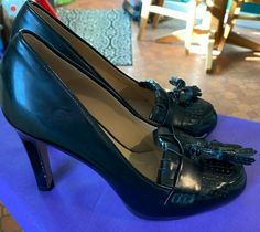 MASSIMO DUTTI PATENT LEATHER PUMPS WITH FRINGE & TASSEL ACCENT SZ 35 / 4.5  MADE IN SPAIN LEATHER SOLES EXCELLENT CONDITION - SHOWS NO SIGN OF WEAR HEEL HEIGHT:  3.75" I TRY TO DISCLOSE ANY FLAW, NO MATTER HOW MINOR, SO YOU'RE NOT DISAPPOINTED.  **Free shipping to U.S. only** Always thankful for my customers - new and returning.  :-) Check out my other items!  BE SURE TO FOLLOW MY STORE: HEELSREVEALS! Elegant Evening Heels With Tassels, Elegant Tasseled Heels For Evening, Elegant High Heels With Tassels, Elegant Leather Heels With Tassels, Elegant High Heel Tassels Heels, Patent Leather Heels With Red Sole, Office Heels With 4-inch Patent Leather Heel, Red Sole Patent Leather Heels Medium Width, Patent Leather Heels With Wooden Heel, Round Toe