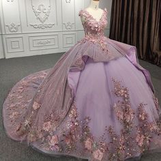 Quinceanera Gowns Purple Dresses Quinceanera, Tangled Quinceanera Dress, Purple Quince Dress, Debut Gowns, Purple Quinceanera Dresses, Purple Quince, Lavender Gown, Quinceanera Themes Dresses, Quinceñera Dresses