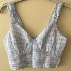 Nwt Super Flattering Gingham Corset Style Crop Top With Adjustable Length Straps. Light Blue And White. Cotton V-neck Tops For Picnic, Cotton Gingham Top For Daywear, Fitted Gingham Tops For Daywear, Summer Gingham V-neck Top, Fitted Gingham V-neck Top, Gingham Cropped Cotton Top, Cropped Gingham Cotton Top, Gingham Corset, Gingham Crop Top