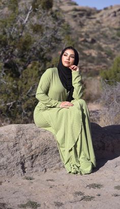 We are sure you will find something that keeps you stunning from all directions here at Kabayare Fashion. Green Maxi Dress, Hijab Outfits, Green Maxi, Maxi Dress Green, Apple Green