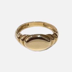 "14K Solid Gold Oval Signet Ring for Women / Solid Gold Signet Ring / Oval Statement Ring / Gold Stacking Ring / 14k Solid Gold Ring Made To Order 14k Rose Gold (if you want 18K please send a message) Special Gold Color: Rose Gold,Yellow Gold,White Gold PROPERTIES: 💎Bandwidth: 3.20mm 💎Overall Diameter: 11.90x8.30mm If you have any additional questions about this product, just hit the \"Ask a Question\" button (just to the right of the price) and we will get back you within a few hours. Be sure Gold Properties, Oval Signet Ring, Gold Stacking Ring, Gold Statement Ring, Solid Gold Ring, Gold Signet Ring, Gold Ring Stack, Ring Oval, Stacking Ring