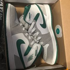 Brand New Not Worn Green And White Jordan’s Jordan Green, White Jordans, Air Jordan 1 Mid Se, Womens Jordans, Wear Green, Pine Green, Kids Jordans, Air Jordan 1 Mid, Jordan 1 Mid