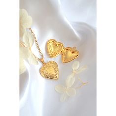 18 Karats Heart Locket Necklace. Gold Plated Heart Pendant Locket Necklace, Gold-plated Heart Pendant Locket Necklace, Gold Plated Heart Locket Necklace, Gold Plated Tarnish Resistant Locket Necklace As Gift, Gold-plated Tarnish-resistant Locket Necklace As Gift, Gold Plated Heart Pendant Locket Necklace As Gift, Heart Shaped Gold Plated Locket Necklace, Gold Tarnish-resistant Locket Necklace Gift, Gold Plated Heart Locket Necklace As A Gift