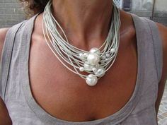 Costume Jewelry Crafts, Keshi Pearl Necklace, Simple Choker, Jewellery Art, Choker Designs, Easy Diy Jewelry, Jewelry Making Necklace, Necklace Patterns