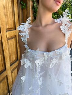 Butterfly Prom Dress, Angelic Dress, Butterfly Wedding Dress, Lace Prom Gown, White Knee Length Dress, Butterfly Meadow, Beautiful Evening Gowns, Tulle Party Dress, Mini Homecoming Dresses