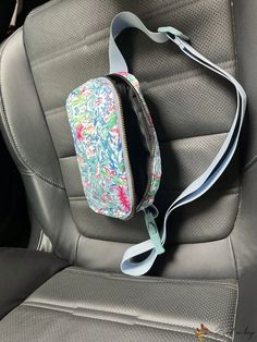 BirdinBag - Floral Graphic Mini Fanny Pack with Adjustable Strap - Perfect Mothers Day Gift Plant Bags, Floral Graphic, Waist Bags, Save The Planet, Sling Bag, Fanny Pack, Mother's Day Gifts, Mother's Day, Mothers Day