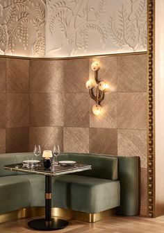 Humbert & Poyet | Beefbar Golden Restaurant, Art Deco Restaurant, Seoul Hotel, Lobby Furniture, Nile Cruise, Camps Bay, Restaurant Concept, French Restaurants, Retail Store Design