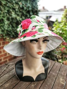 Pink Floral Sumer Reversible Wide Brim Cotton Hat Sun Floppy hat Material: 100% Cotton size S/M 56 cm Spring Bucket Hat With Upf 50+, Spring Bucket Hat With Upf 50+ Protection, Casual Sun Hat With Curved Brim For Garden Party, Casual Curved Brim Sun Hat For Garden Party, Casual Brimmed Bucket Hat For Garden Party, Casual Bucket Hat With Short Brim For Garden Party, Casual Bucket Hat For Spring Garden Party, Spring Reversible Cap Sun Hat, Spring Pink Reversible Hat