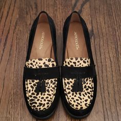 Never Worn Aerosoles Cheetah Print In Horsehair With Black Suede Siding, Size 9, No Box Or Tags But Never Came Out Of The Closet Suede Tassel Loafers With Round Toe, Black Suede Loafers For Fall, Black Tassel Loafers With Round Toe, Black Tassel Loafers With Almond Toe For Fall, Black Casual Slip-on Tassel Loafers, Trendy Leather Tassel Loafers With Round Toe, Casual Black Tassel Loafers With Almond Toe, Black Casual Tassel Loafers With Almond Toe, Casual Black Tassel Loafers With Round Toe