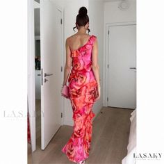 Lasaky - Seductive and Stylish Printed Strappy Back Irregular Maxi Dress Print Chiffon Maxi Dress, Floral Print Chiffon, Cotton Linen Dresses, Split Maxi Dress, Chiffon Maxi, Chiffon Maxi Dress, Bell Sleeve Dress, 50's Dress, Types Of Skirts