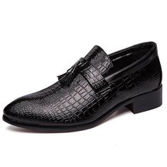 Step up your style game with our GatorLux Leather Chic Business Loafers. Crafted with the finest genuine leather, these loafers offer both sophistication and comfort. From the premium cow leather upper to the slip-on closure and rubber outsole, every detail is designed for durability and convenience. Elevate your footwear collection and make a lasting impression with these timeless and versatile loafers. Upgrade your style today! Flat Leather Shoes, Blue Dress Shoes, Brown Dress Shoes, Oxford Dress Shoes, Leather Flat Shoes, Driving Shoes, Leather Shoes Men, Red Shoes, Work Shoes