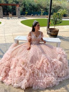 Flower Quinceanera Dresses, Quinceanera Dresses Sparkly, Quinceñera Dresses, Mermaid Prom Dresses Lace, Sparkly Prom Dresses, Pretty Quinceanera Dresses, Quince Dress, Festa Party, Ball Gown Skirt