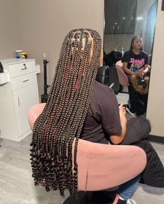 Mid Size Box Braids, Huge Box Braids, Medium Notlessbox Braids, Braids That Last Long, Knotless Box Braids Medium Mid Length, Braids For Black Teens, Bahamian Braids, Not Less Braids, Long Medium Box Braids