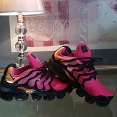 Size 7 Women's Nike Custom Nike Synthetic Sneakers, Custom Pink Sneakers For Running, Nike Pink, Shoes Brand, Shoe Brands, Nike Shoes, Nike Women, Athletic Shoes, Sport Shoes