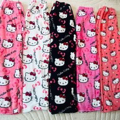 Hello Kitty Pajama Pants, Kuromi Clothes, Stonewash Jeans, Skull Rock, Comfy Pajamas, Pajamas Pants, Looks Jeans, Street Jeans, Ck Jeans