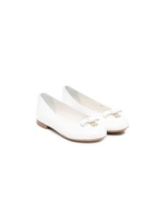 bow-detail ballerina shoes from DOLCE & GABBANA KIDS featuring cloud white, bow detailing, gold-tone hardware, round toe, low heel, slip-on style and leather. Dior Kids, Dream Outfits, Dolce And Gabbana Kids, Girls Shoes Kids, Leather Bow, Ballerina Shoes, Cloud White, White Bow, Leather Bows